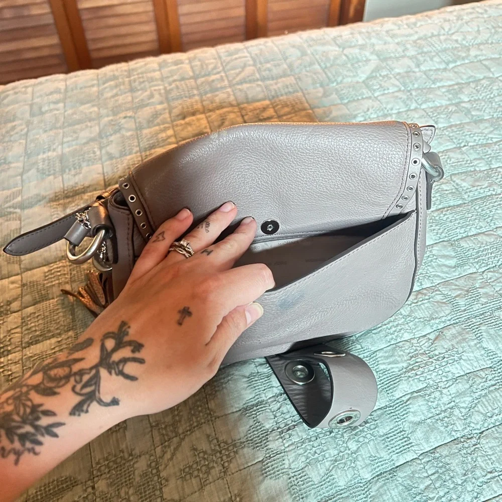 Michael Kors Light Gray Crossbody Bag - Picture 4 of 5